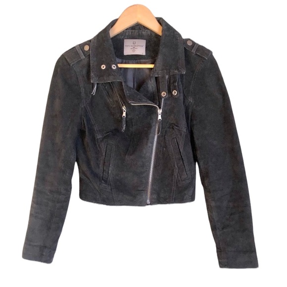Vero Moda Jackets & Blazers - Vero Moda cropped faux suede jacket